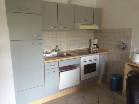 mit Terrasse