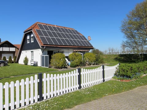 "FeWo Strandläufer"