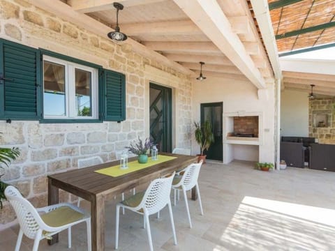 Traditionelles kroatisches Haus Dolina, Orašac