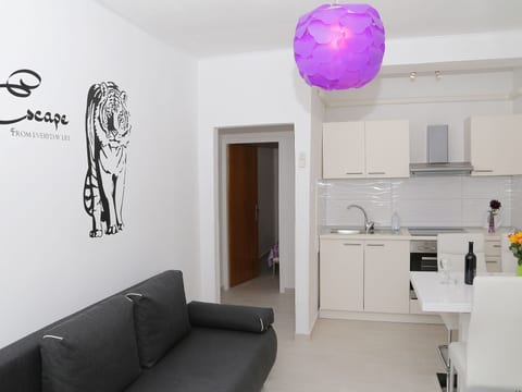 Modernes Apartment in der Nähe von Sunset Beach, WLAN, kostenloser Parkplatz