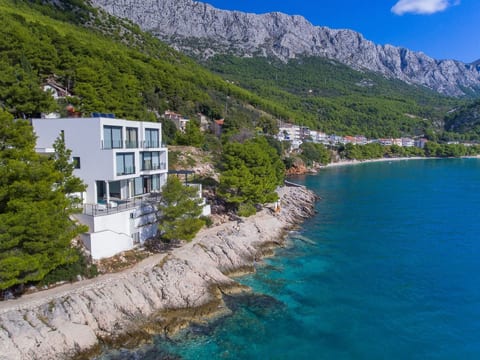 Villa Puntien am Meer mit privatem Pool