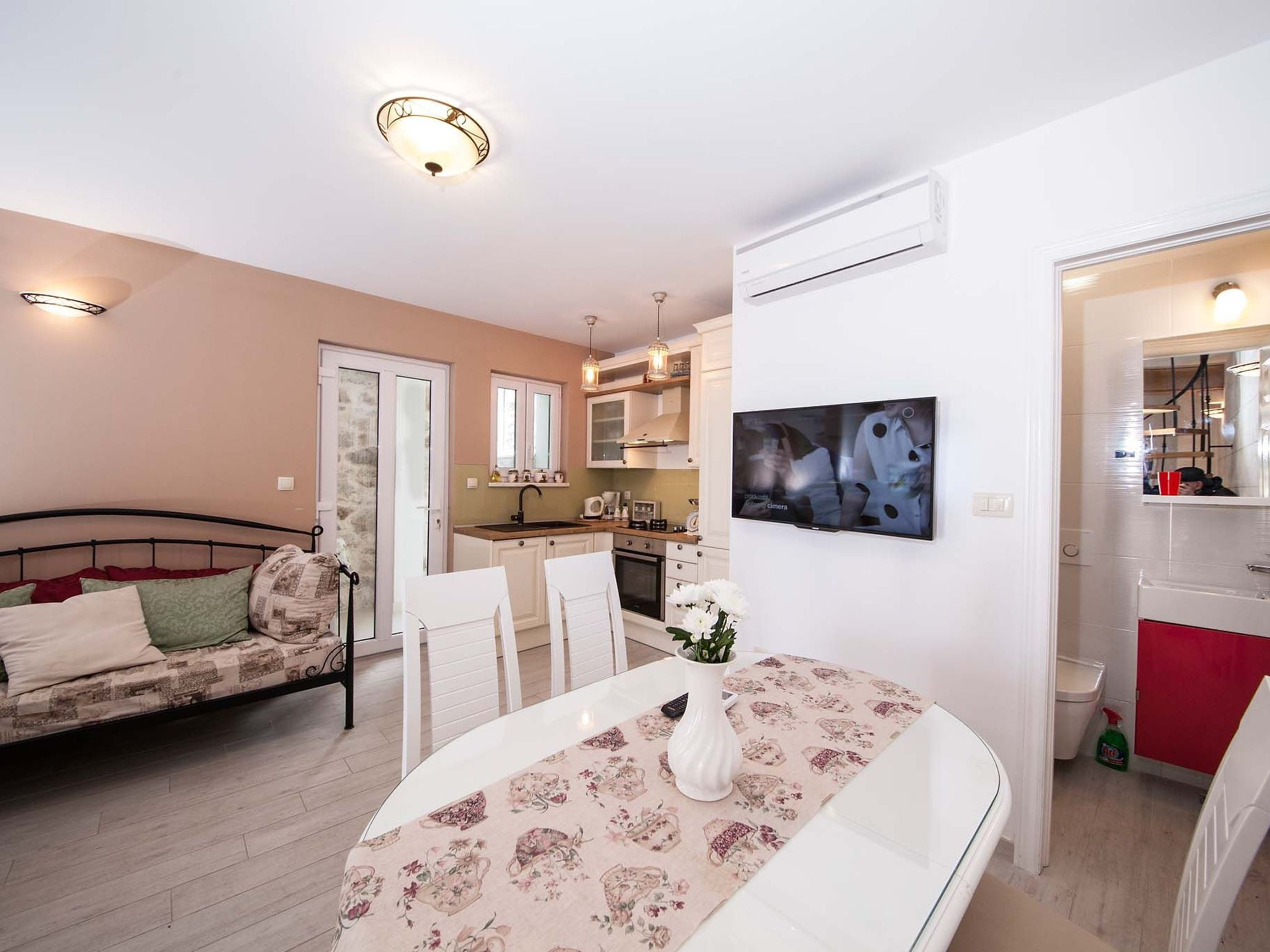 für 5 Personen ca. 218 m&sup2; in Podgora, Dalmatien (Gespanschaft Split-Dalmat