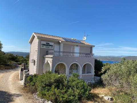 Gemütliches Haus in Drvenik Mali mit Meerblick