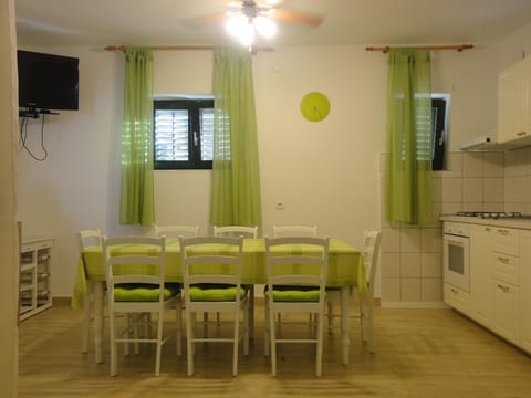 Appartement mit Terrasse