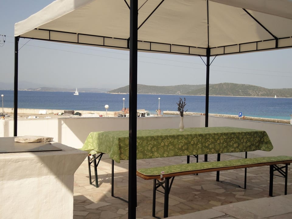 Appartement mit Terrasse - Drvenik Mali
