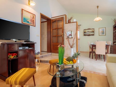 Kleine moderne Traumvilla