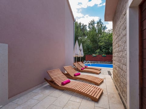 mit Balkon und Terrasse sowie Meerblick