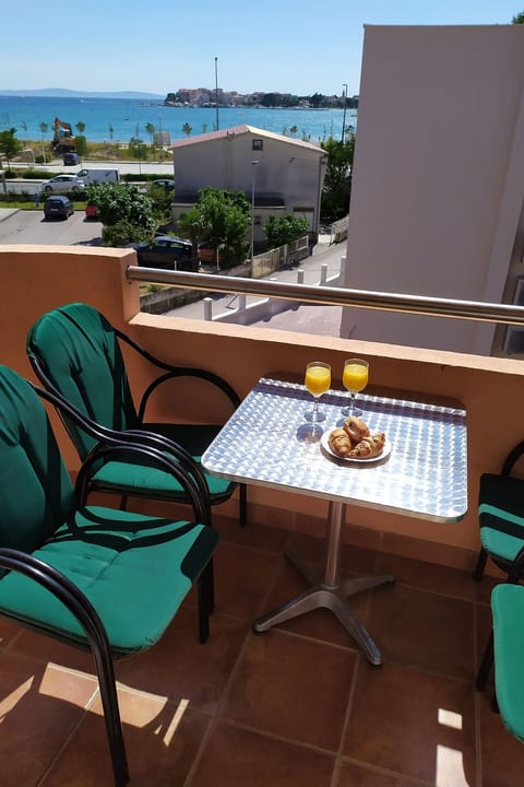 für 4 Personen ca. 40 m² in Podstrana, Dalmatien (Gespanschaft Split-Dalma