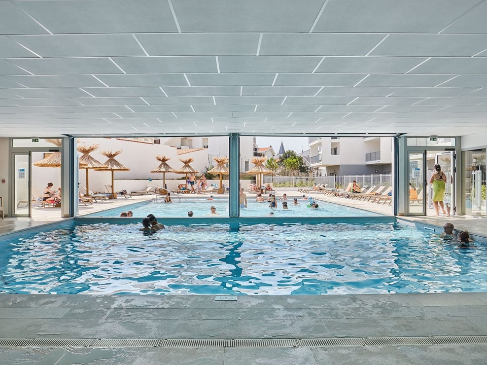 Pool Indoor
