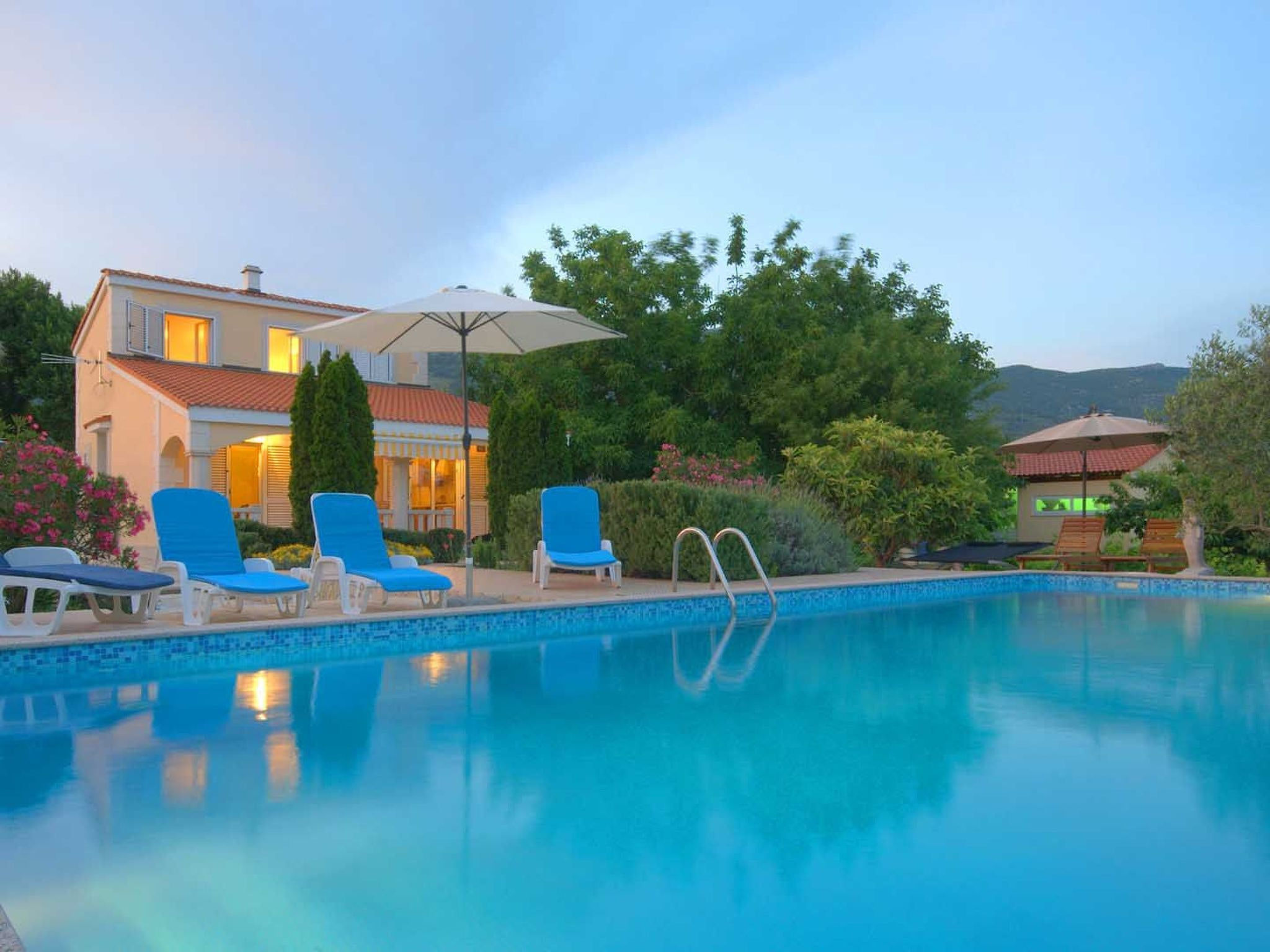 Green Oasis mit privatem Pool