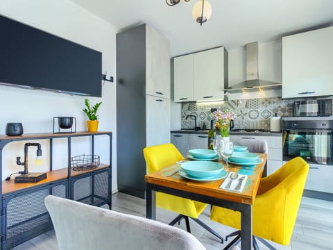 Brandneue Design-Wohnung mit großer Terrasse