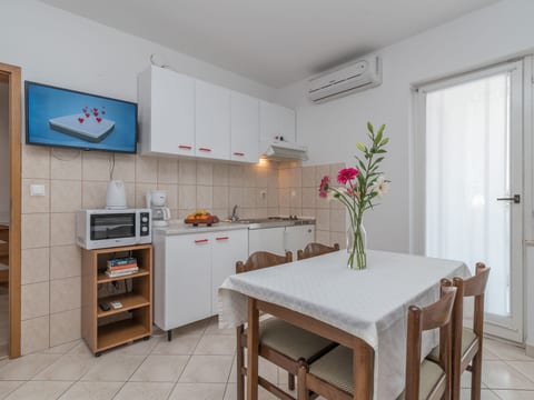 Apartment mit zwei Schlafzimmern und eigenem Balkon