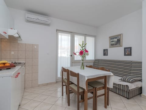 Apartment mit zwei Schlafzimmern und eigenem Balkon
