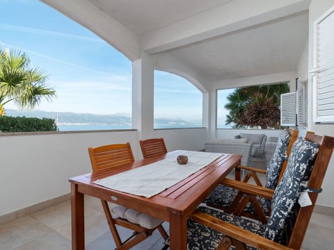Wohnung Anita mit großem Balkon und Meerblick