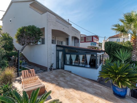 Wohnung Anita mit großem Balkon und Meerblick