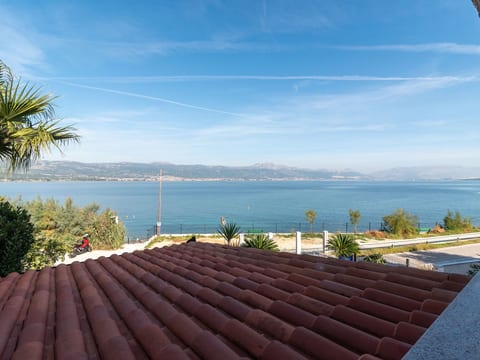 Wohnung Anita mit großem Balkon und Meerblick
