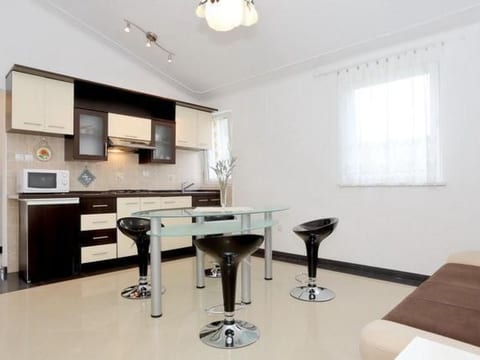 Ferienapartment mit Balkon für fünf Personen