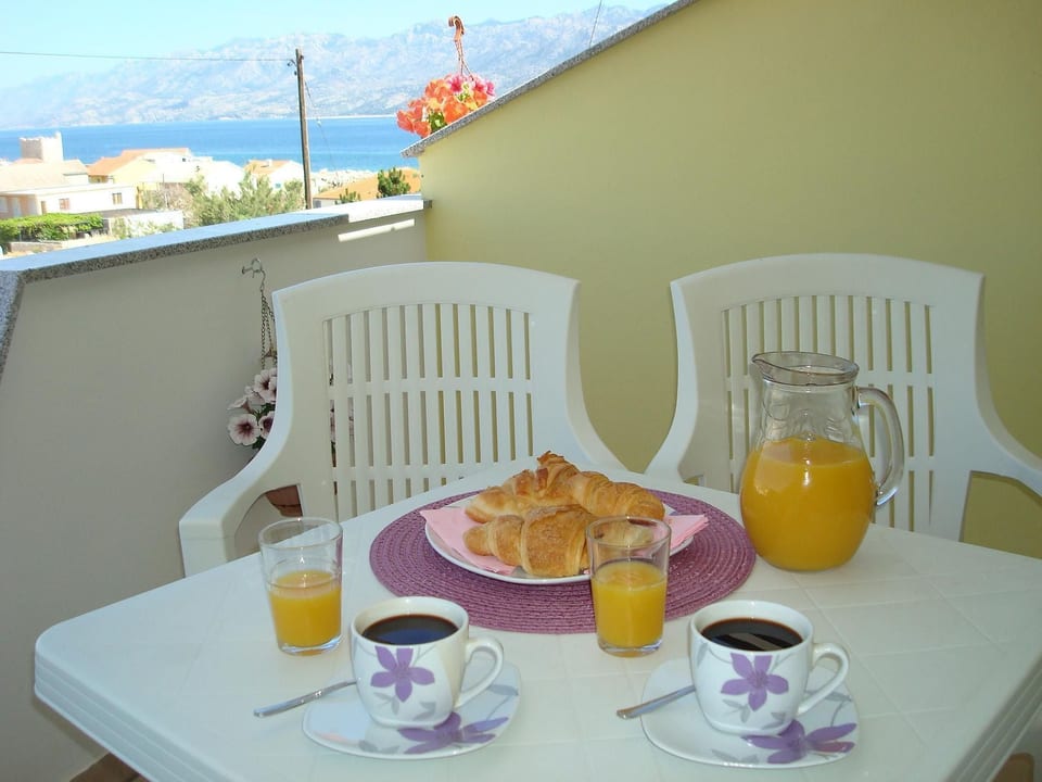Appartement mit Balkon - Ražanac