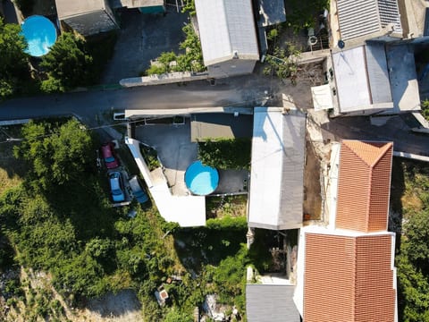 Mediterranes Haus mit privatem Garten und Pool