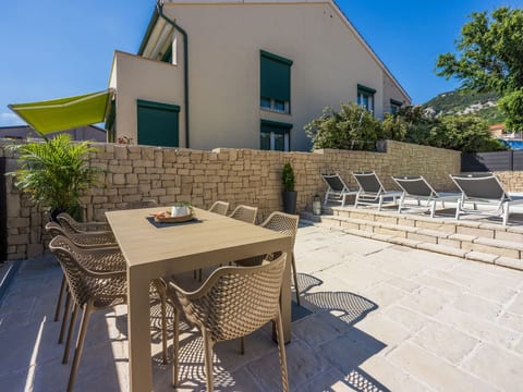 Villa mit privatem Pool für 8 Personen auf der Insel Baska