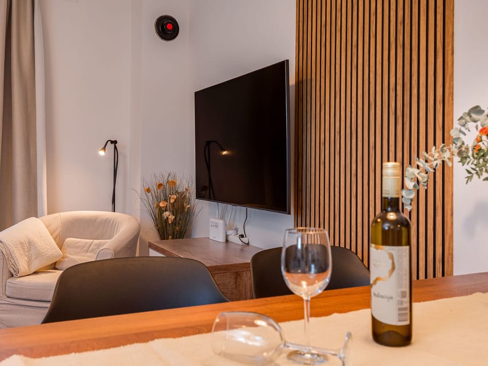 Wohnung mit Gemeinschaftspool - Šilo