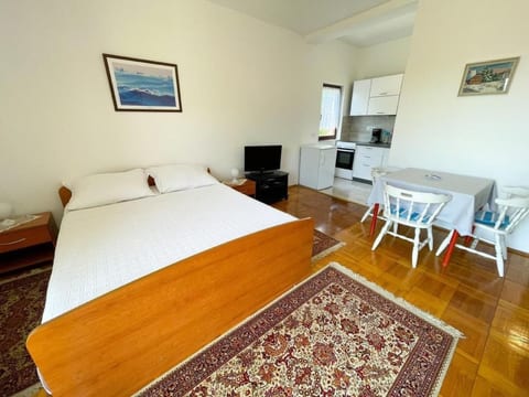 Wohnung in Šmrika mit Grill und Terrasse