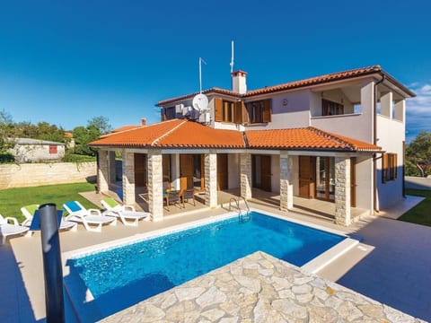 Villa Tvoja
