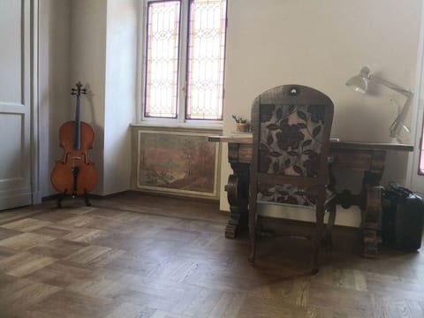 Historic house "3 minutes to Palazzo Reale"