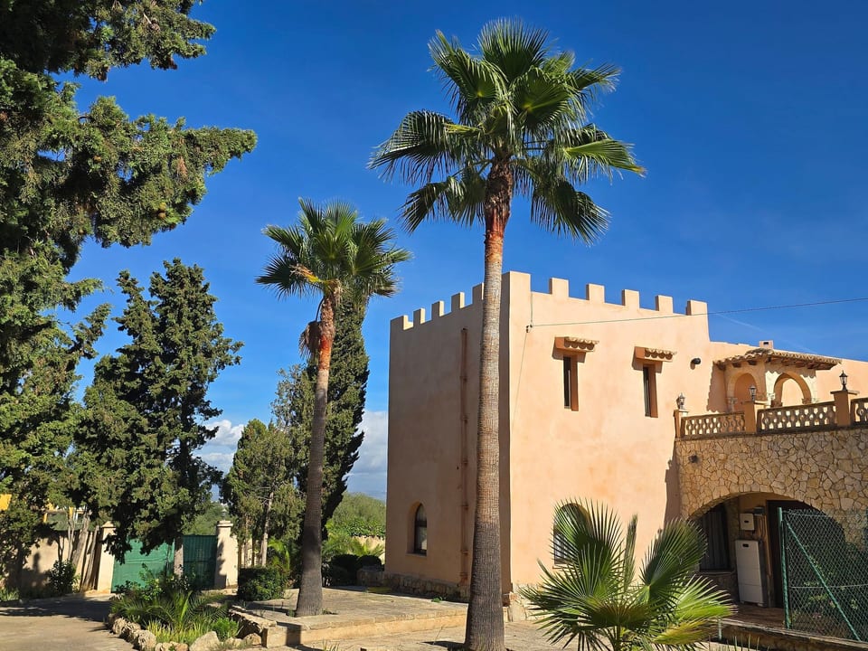 Castell Villa Bohío Mallorca - Algeciras