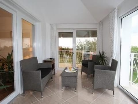 'Villa Lavender' mit Wasserblick