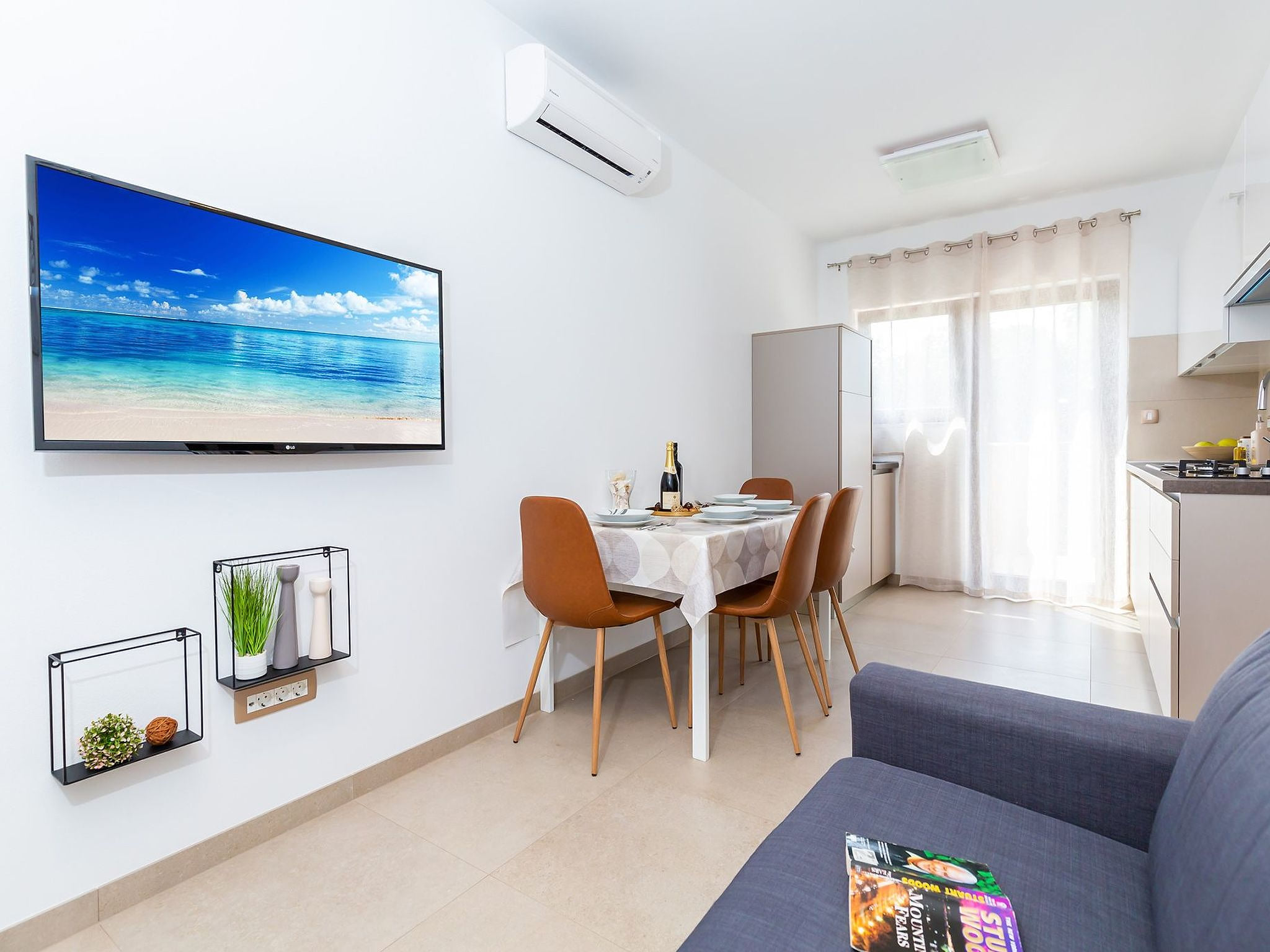 Modernes Apartment mit Balkon und Gemeinschaftsgarten am Waldrand