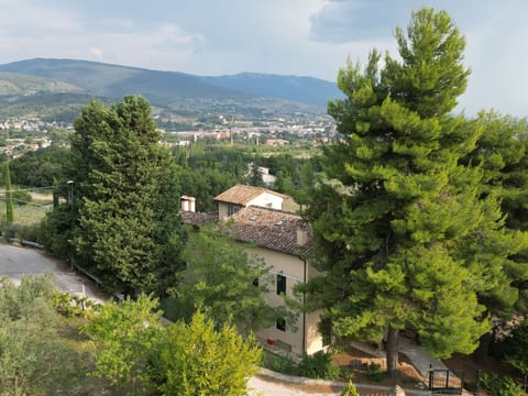 Ferienvilla casaRegina bb mit Panoramablick auf den Hügel