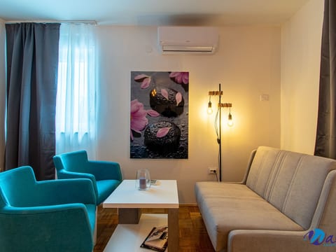 Wohnung mit Terrasse