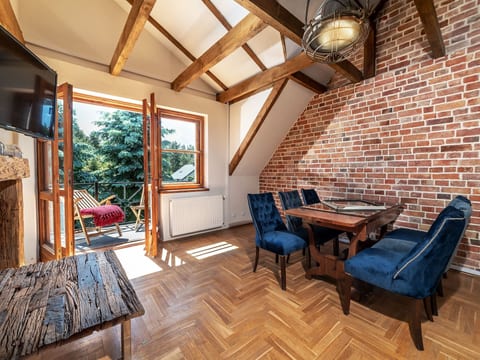 3-Zimmer-Wohnung im ersten Stock