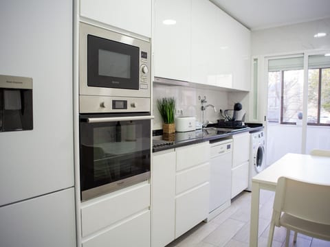 Just4u Wohnung mit AC in der Nähe von Lissabon und Strand