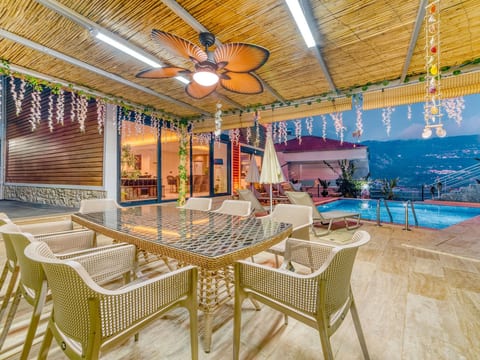 Luxuriöse Villa mit privatem Pool in Alanya