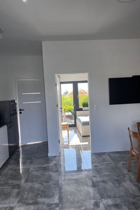 Helles Appartement in Paprotno mit Terrasse