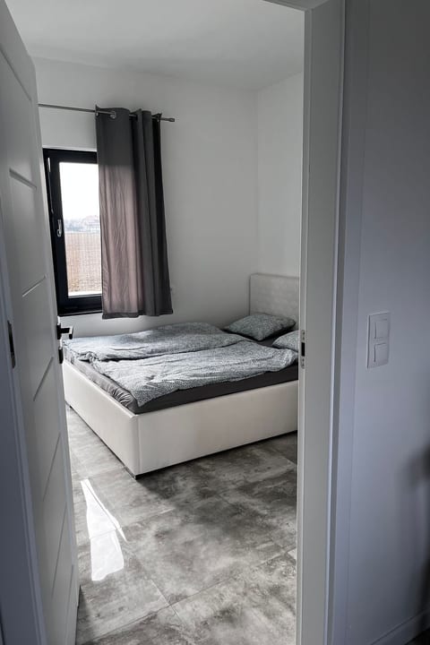 Helles Appartement in Paprotno mit Terrasse