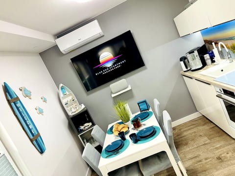 Modernes Ferienhaus in Dziwnówek mit Großem Grill