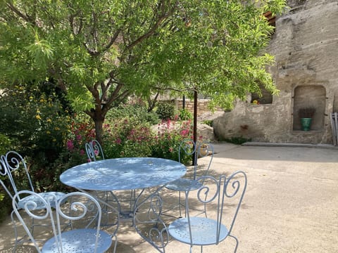 Dorfhaus in provencal mit Pool