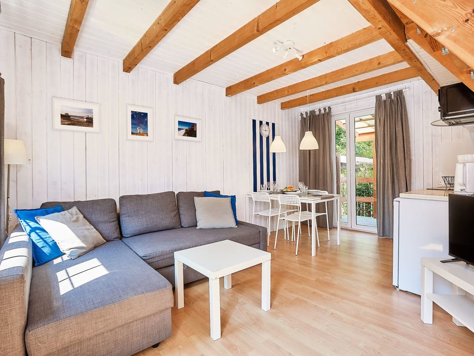 Boathouse mit Schwimmbad - Rewal