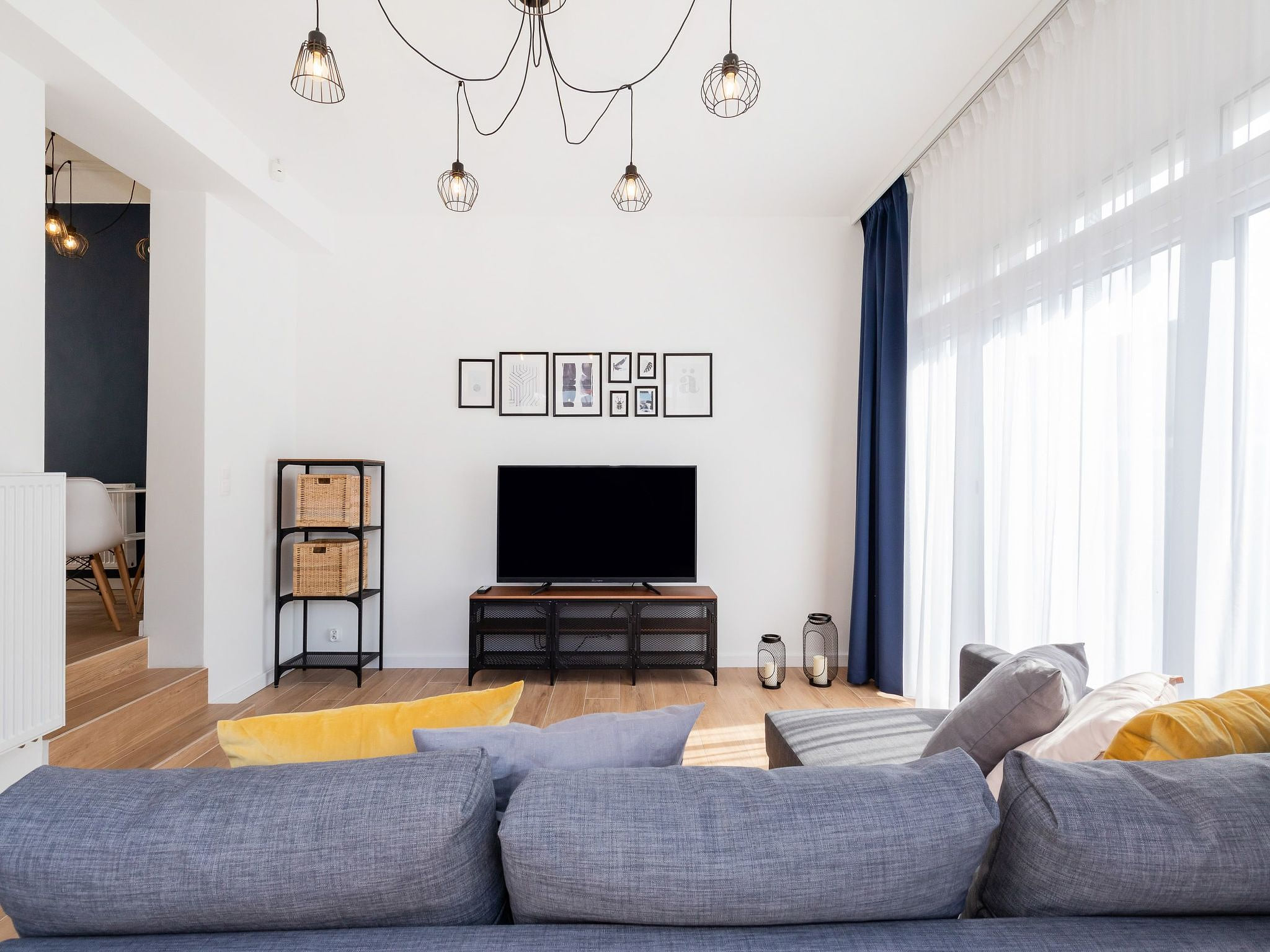 "Marine" mit gemeinschaftlichem Pool