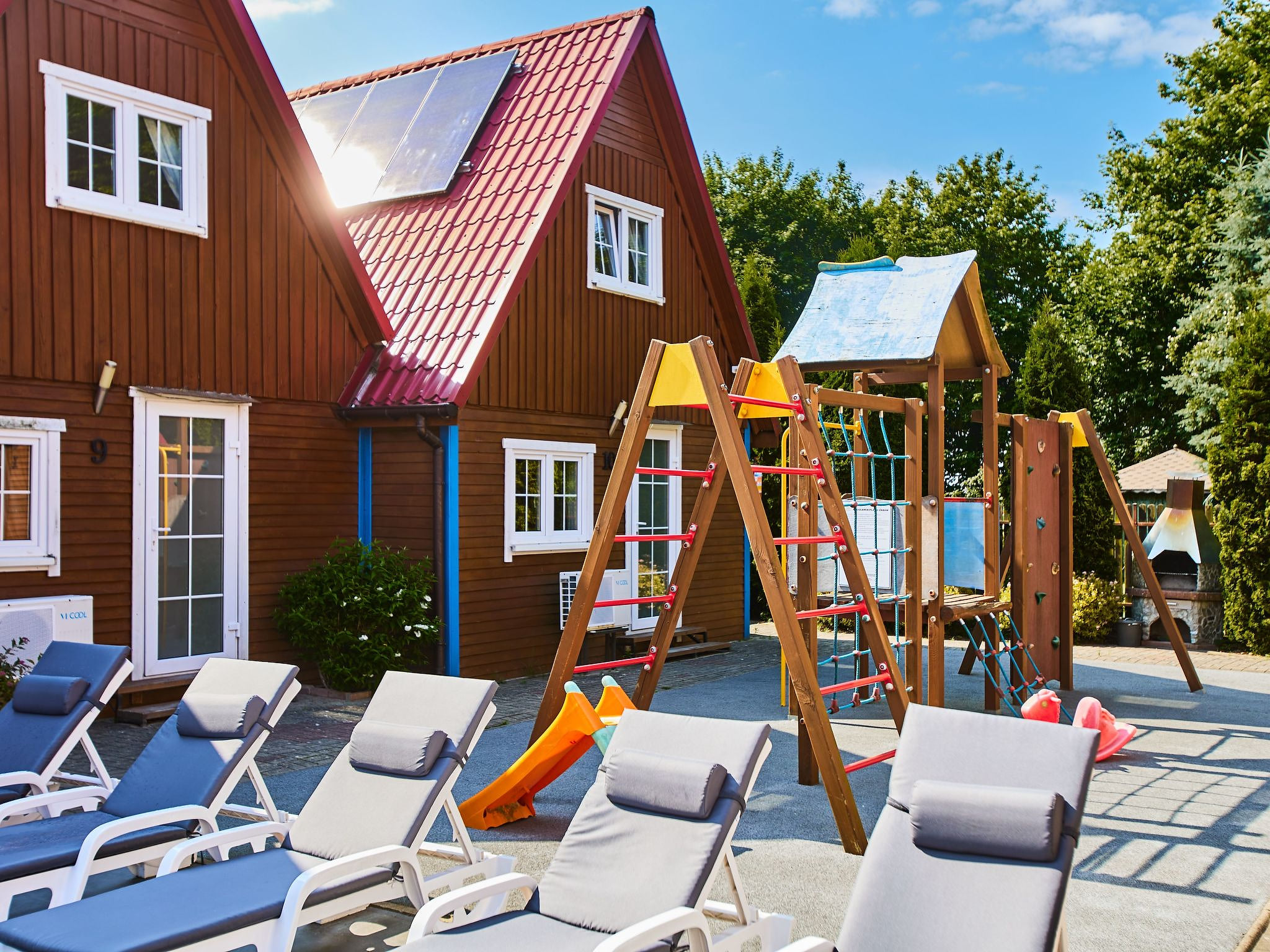 "Boathouse" mit Schwimmbad