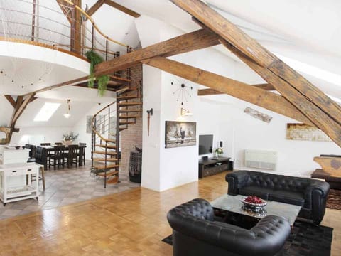 Apartment mit Waschmaschine und Geschirrspüler