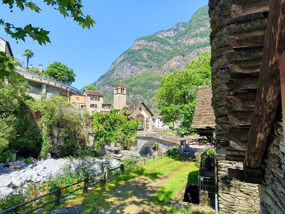 MAva-Haus mit Blick aufs Wasser - Cevio