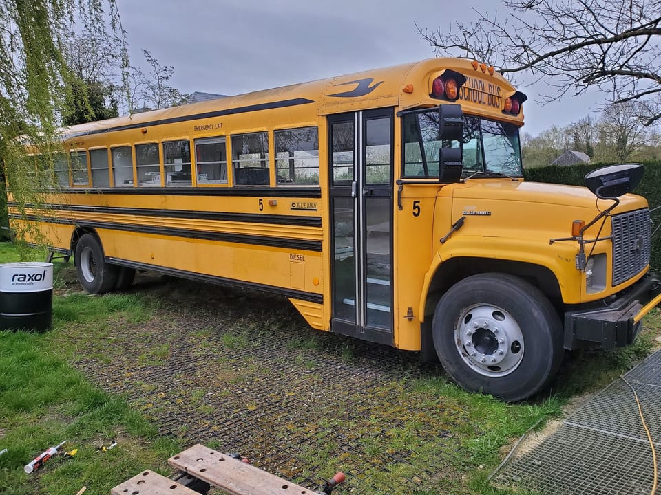 Soggiorno insolito in un autentico scuolabus americano - Walcourt