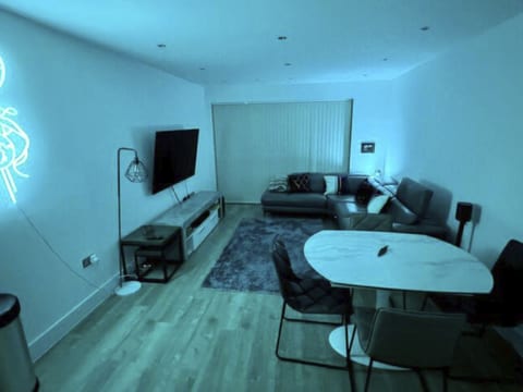 für 2 Personen ca. 300 m² in London-Harrow, London