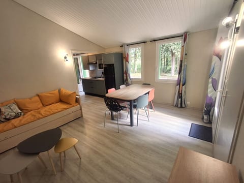 "Cottage Familly 2ch" Au Village Vacances