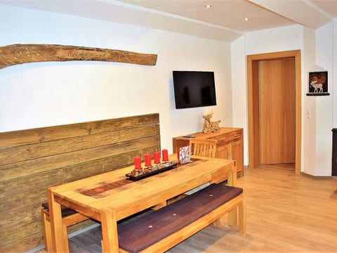 Luxuswohnung im Tiroler Almstil