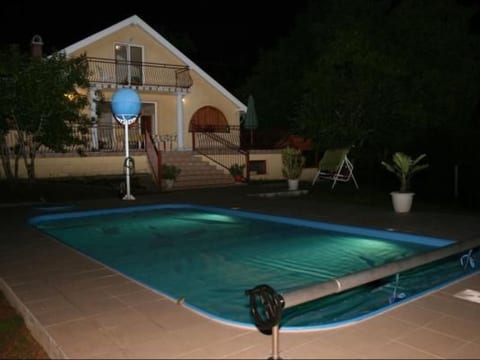 "Zonnehuis" mit privatem Schwimmbad